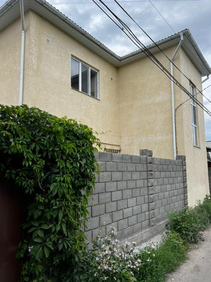 Meiman House Close To Asia Mall Bishkek Exterior foto